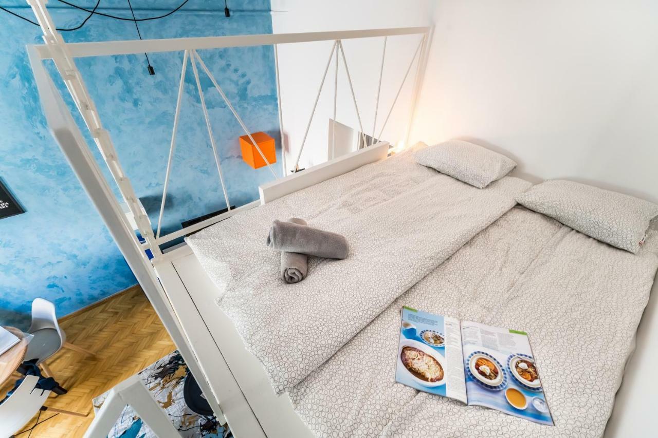 Bpr Azure Desire Studio Budapest Extérieur photo
