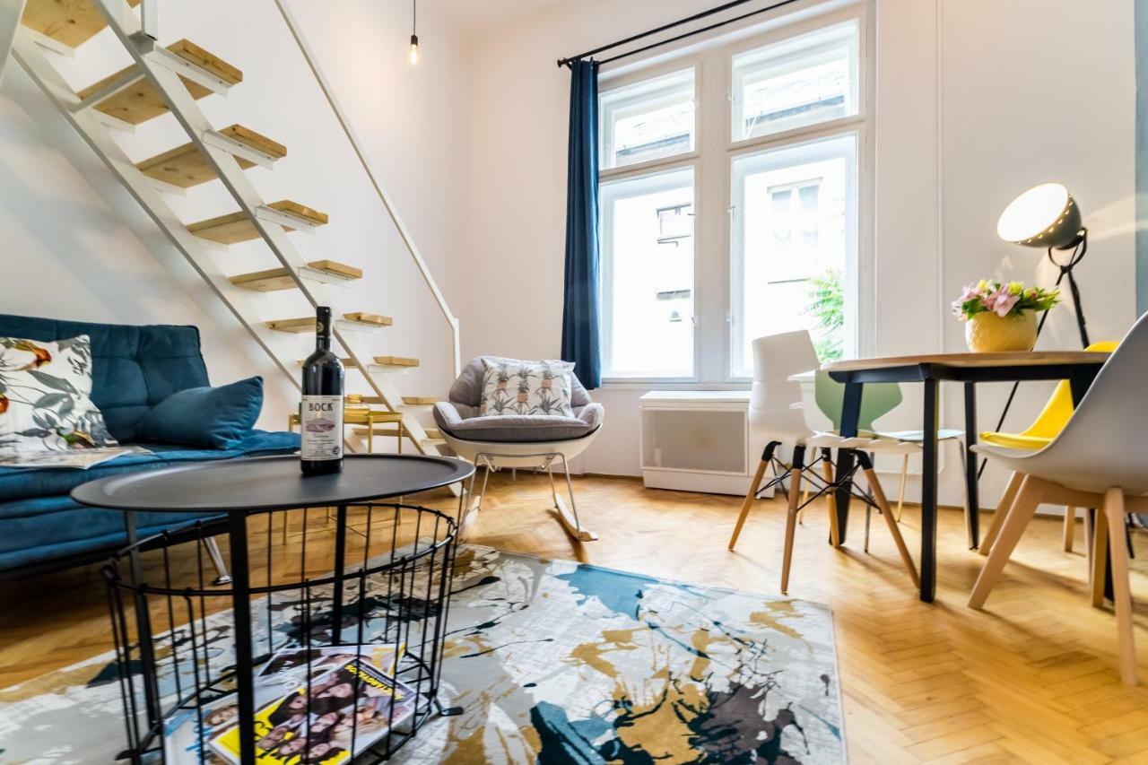 Bpr Azure Desire Studio Budapest Extérieur photo
