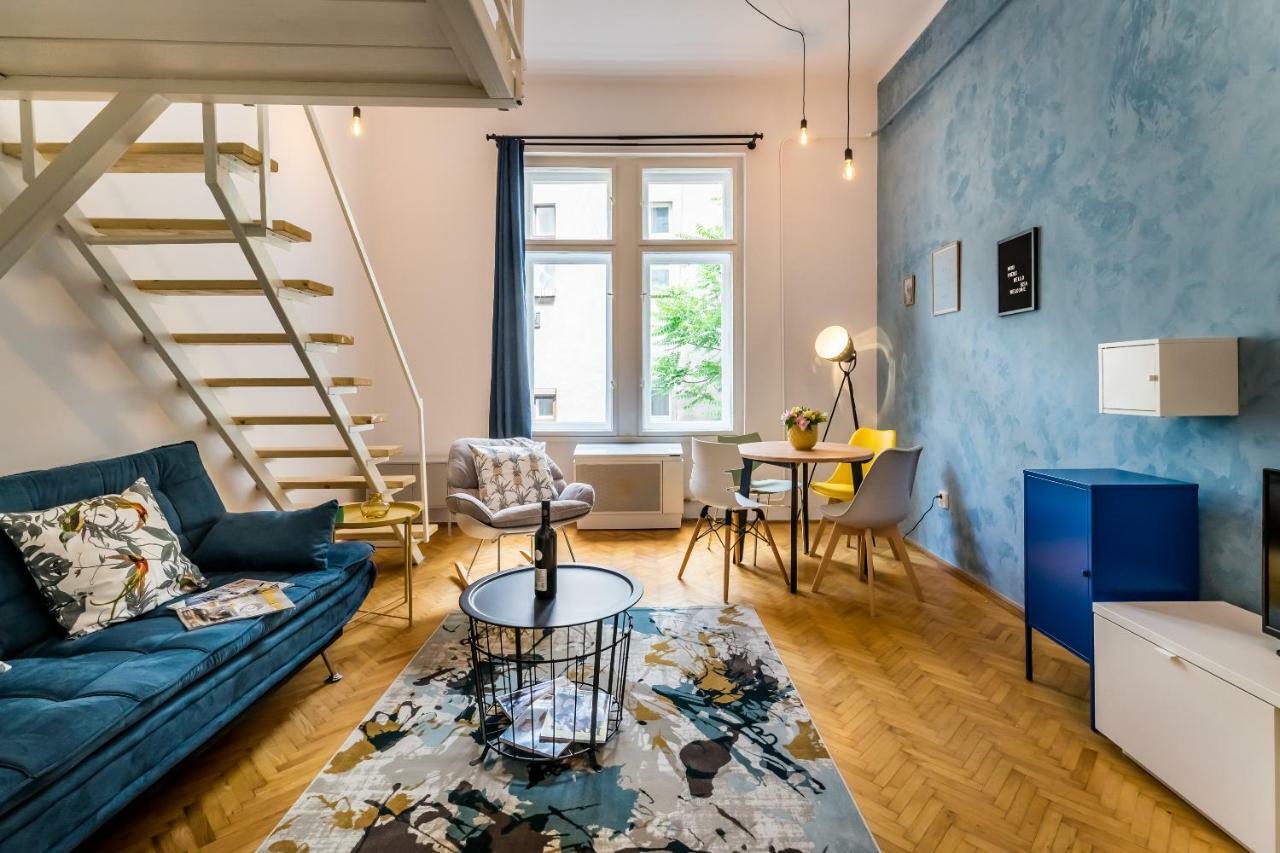 Bpr Azure Desire Studio Budapest Extérieur photo